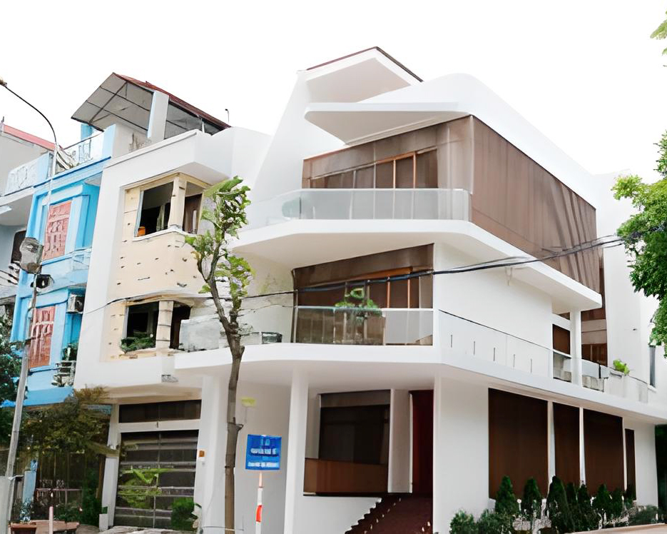 Khách hàng đường Hoàng Văn Thụ